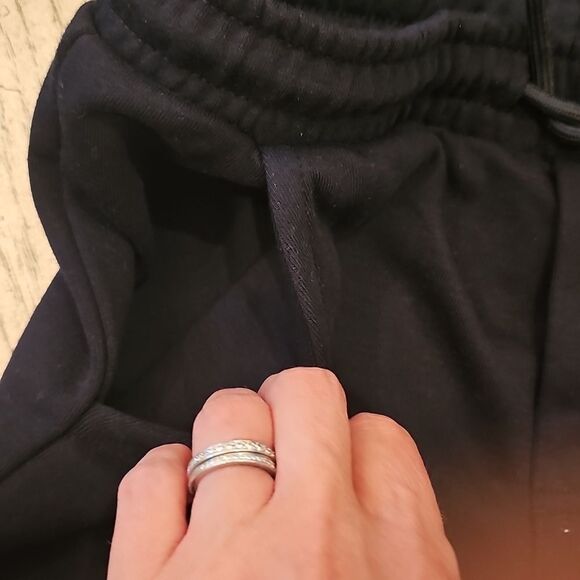 Brooks Brothers Black Athletic Shorts Size 8 NWT - Picture 3 of 7